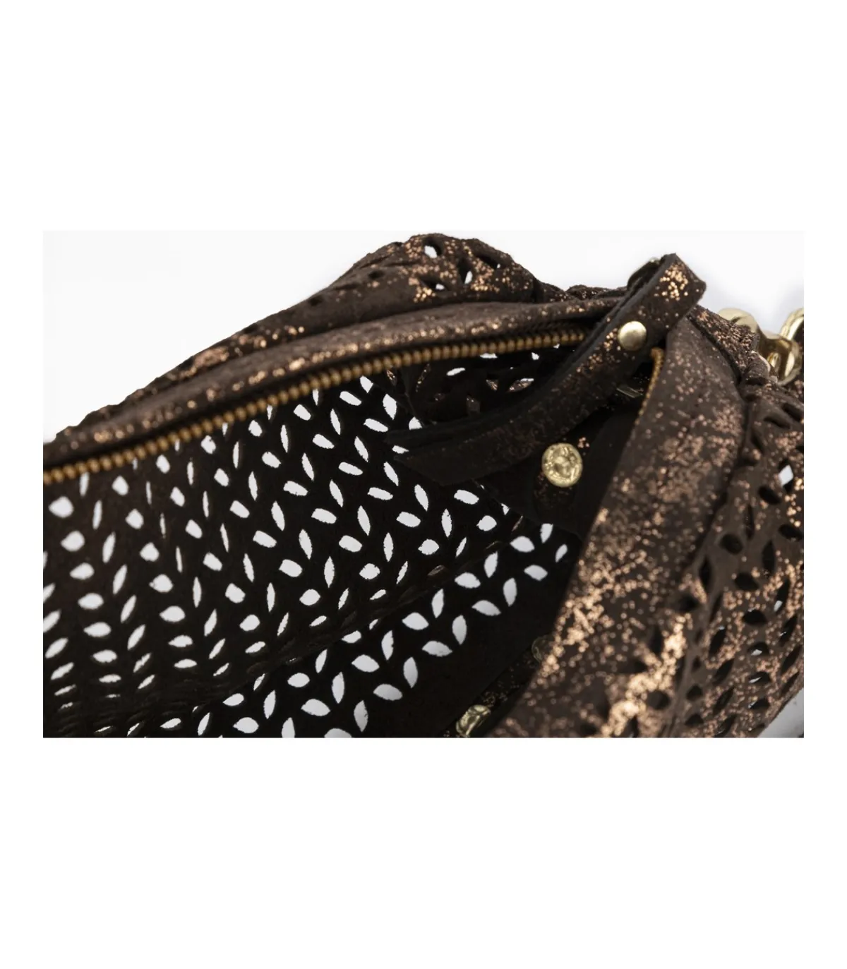 Bolso Tachuelas Con Troquel Mavis-Salvador Bachiller