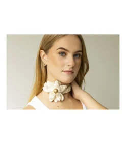 Collar Choker Flor-Salvador Bachiller Best