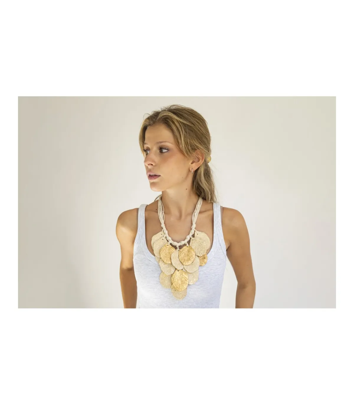 Collar Hojas-Salvador Bachiller Clearance
